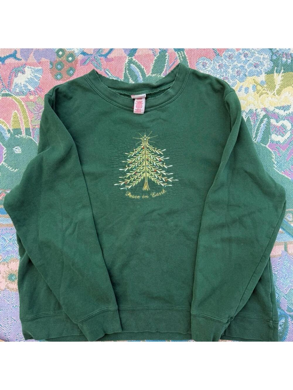 Holiday Editions Green 'Peace on Earth' Christmas Sweatshirt